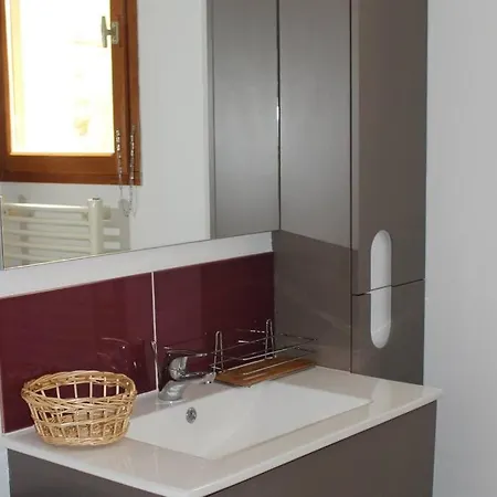 Avec Terrain Holiday home